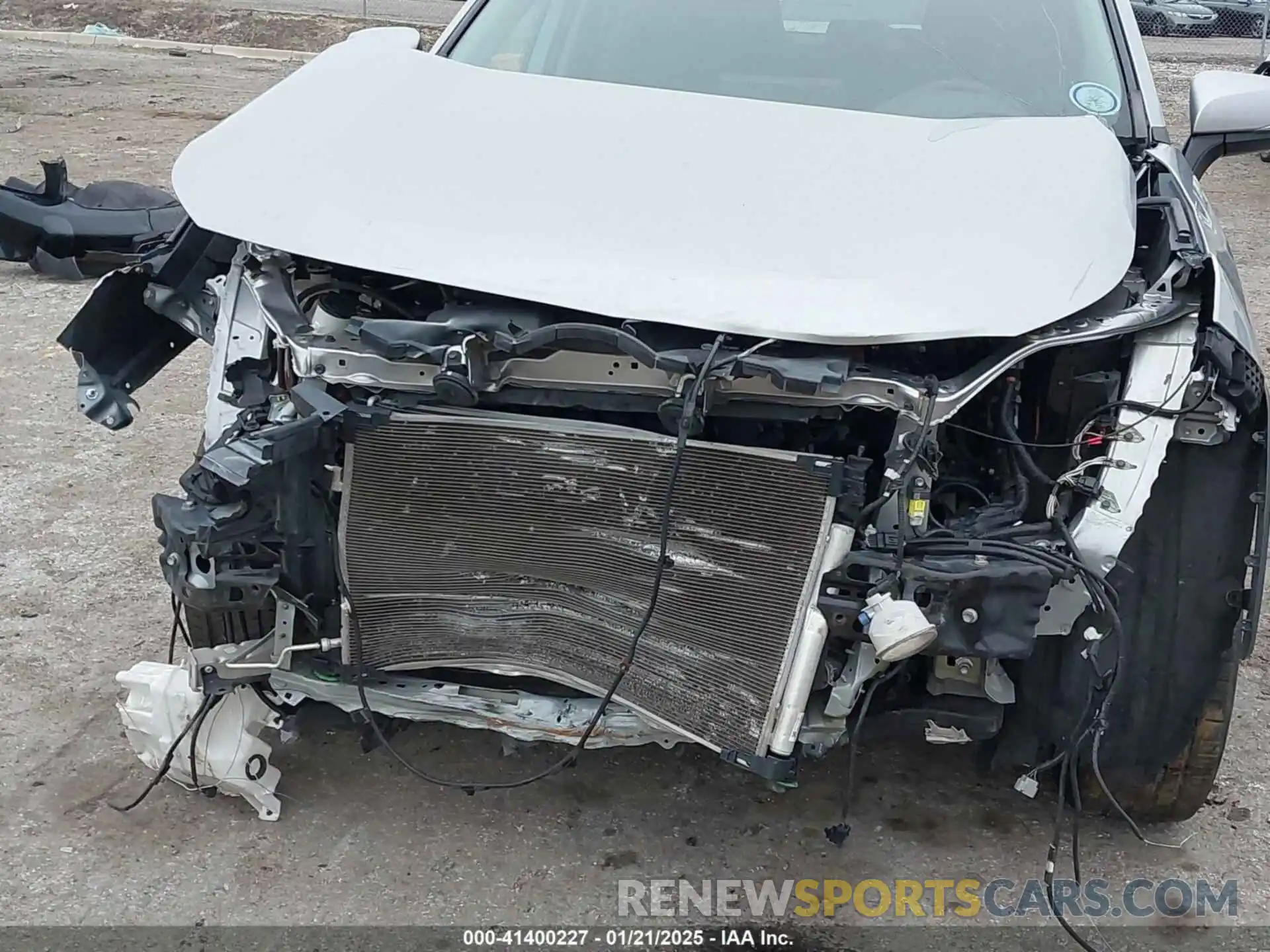 6 Photograph of a damaged car 2T3W1RFVXLC053224 TOYOTA RAV4 2020