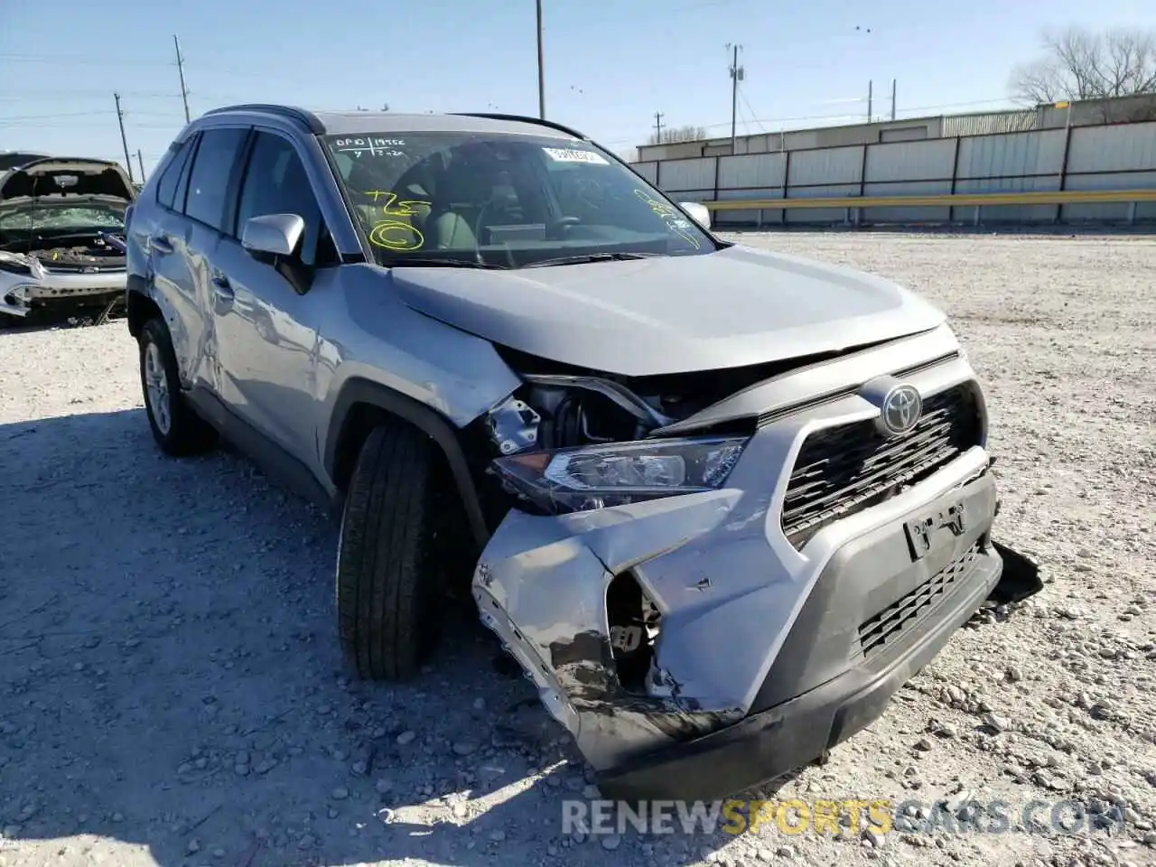 1 Photograph of a damaged car 2T3W1RFVXLW072662 TOYOTA RAV4 2020