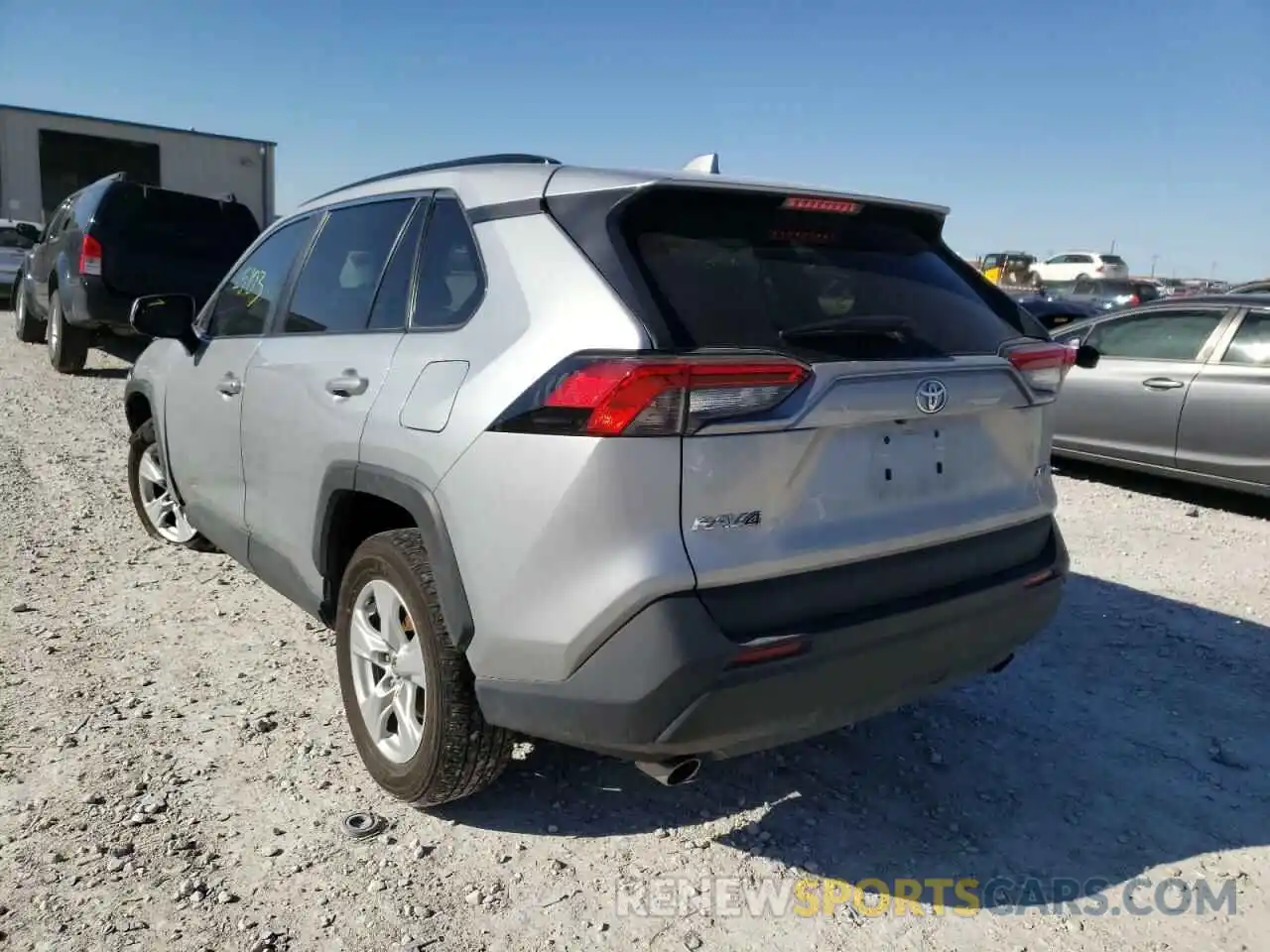 3 Photograph of a damaged car 2T3W1RFVXLW072662 TOYOTA RAV4 2020