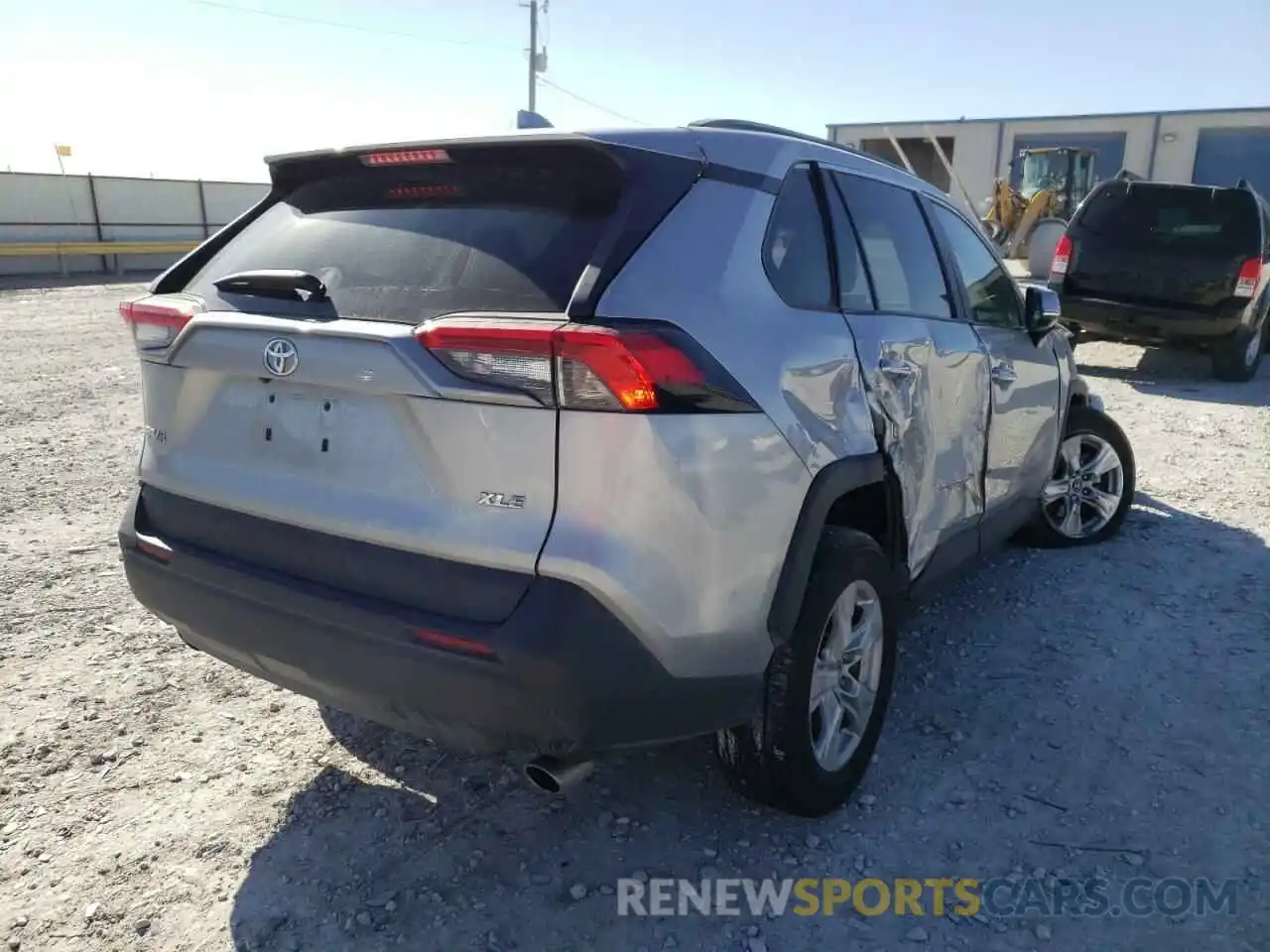 4 Photograph of a damaged car 2T3W1RFVXLW072662 TOYOTA RAV4 2020