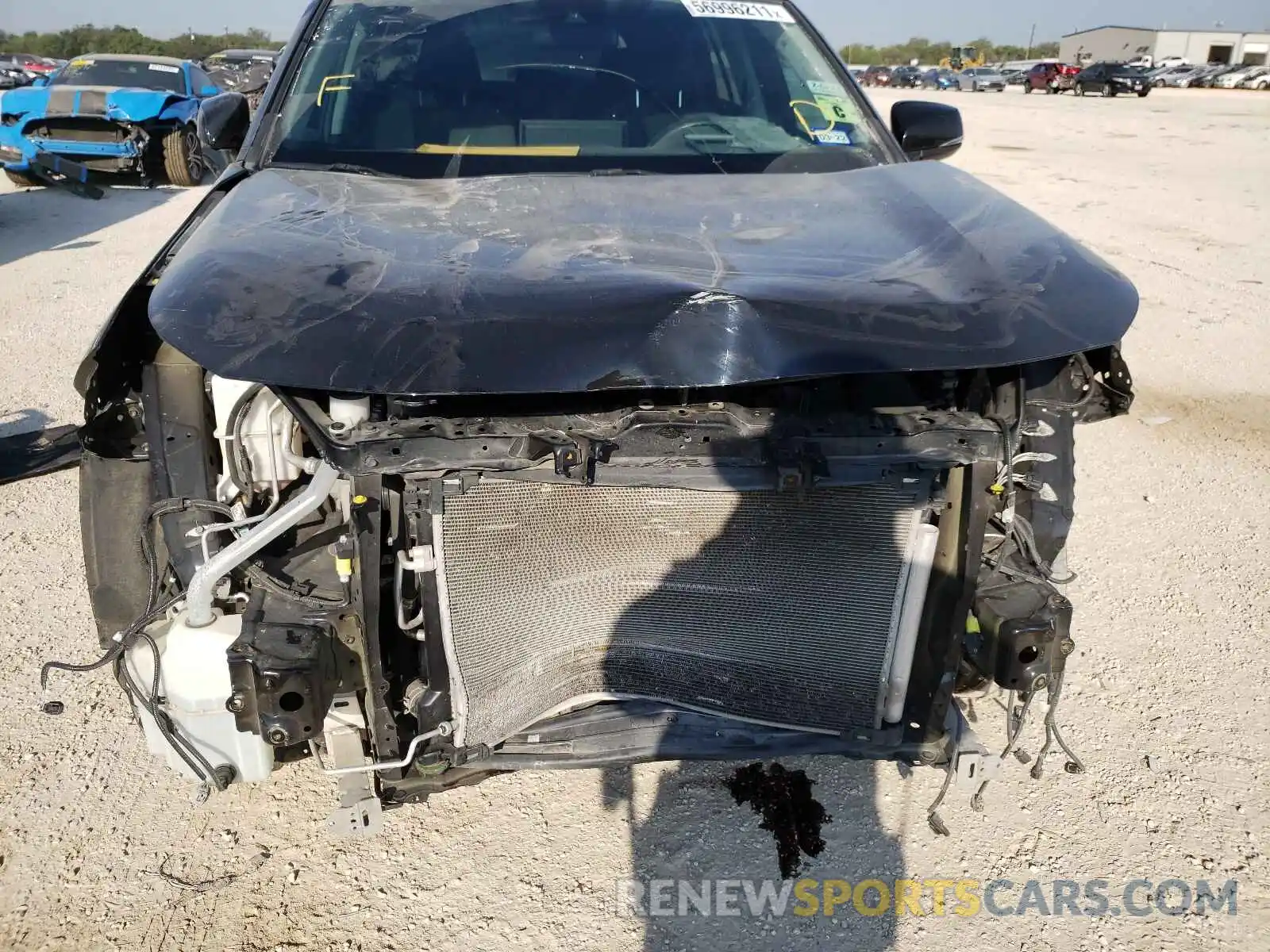 9 Photograph of a damaged car 2T3W1RFVXLW077764 TOYOTA RAV4 2020