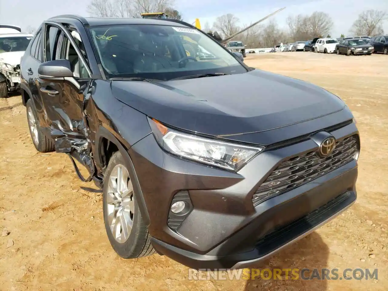 1 Photograph of a damaged car 2T3Y1RFV1LC037695 TOYOTA RAV4 2020