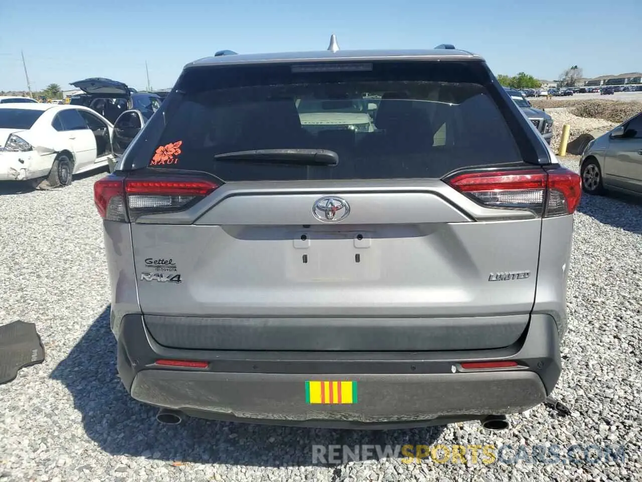 6 Photograph of a damaged car 2T3Y1RFV3LC059214 TOYOTA RAV4 2020