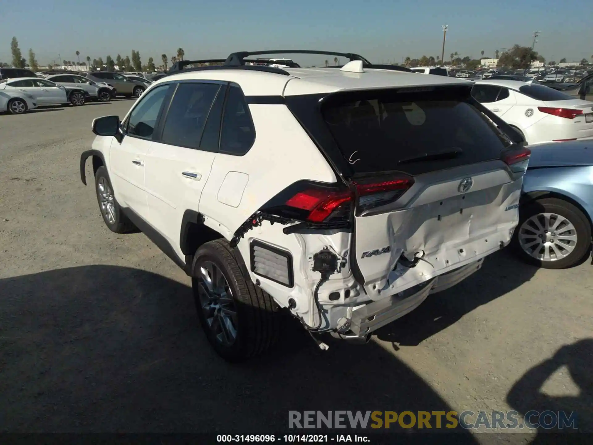 3 Photograph of a damaged car 2T3Y1RFV7LW073664 TOYOTA RAV4 2020