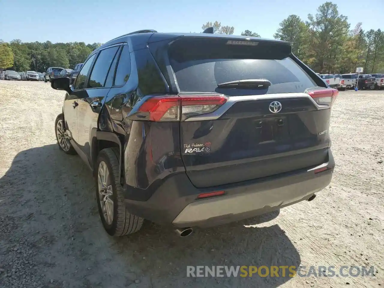 3 Photograph of a damaged car 2T3Y1RFV9LC081637 TOYOTA RAV4 2020