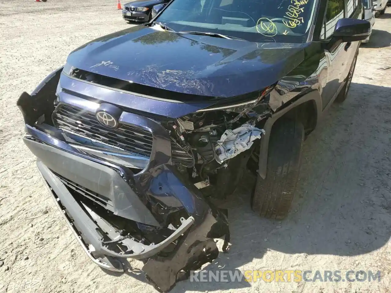 9 Photograph of a damaged car 2T3Y1RFV9LC081637 TOYOTA RAV4 2020