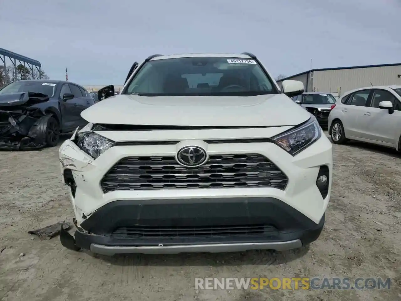 5 Photograph of a damaged car 2T3Y1RFVXLW095867 TOYOTA RAV4 2020