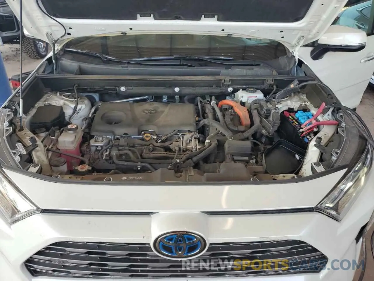 12 Photograph of a damaged car 4T3DWRFV3LU008505 TOYOTA RAV4 2020
