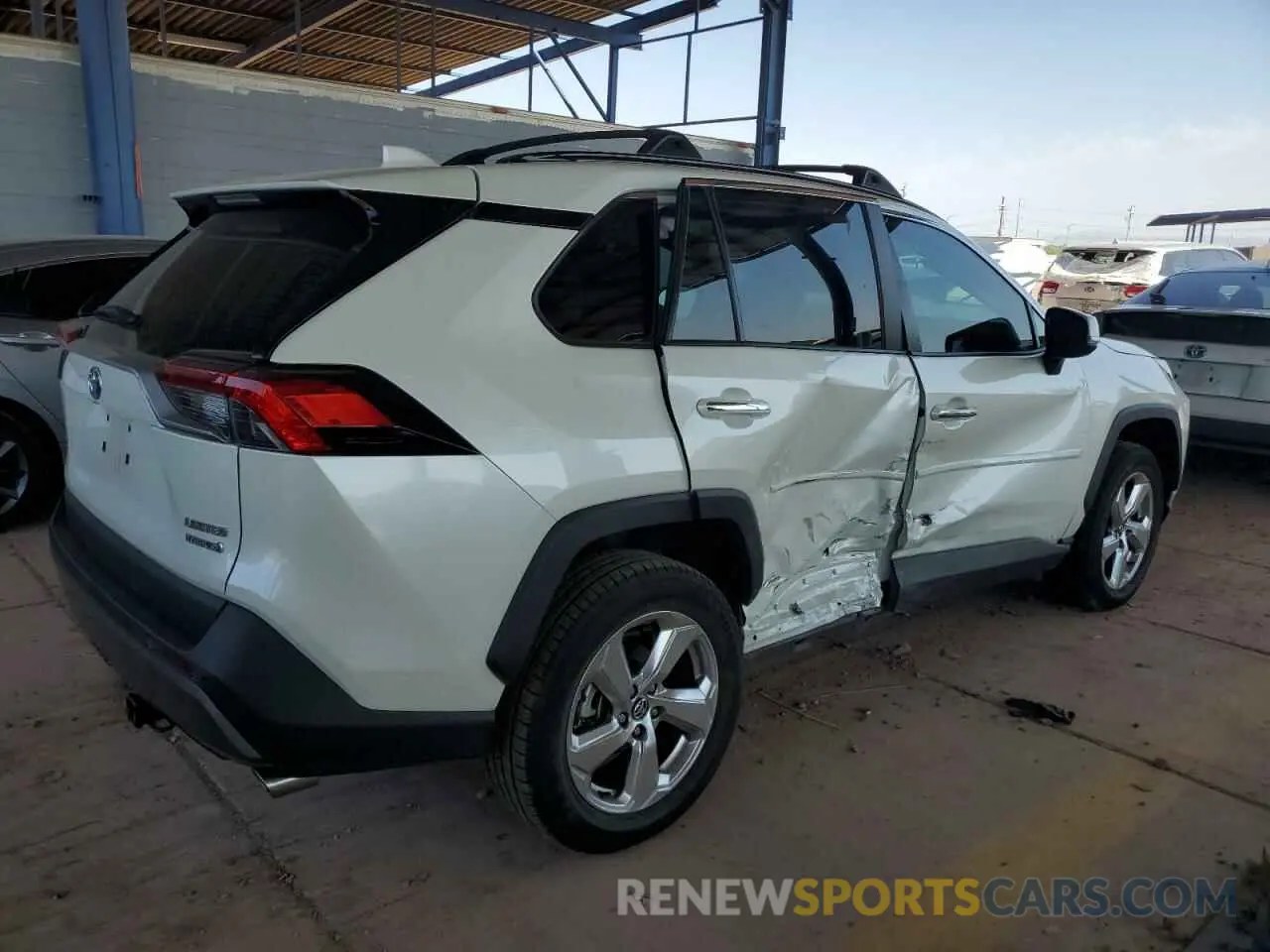 3 Photograph of a damaged car 4T3DWRFV3LU008505 TOYOTA RAV4 2020