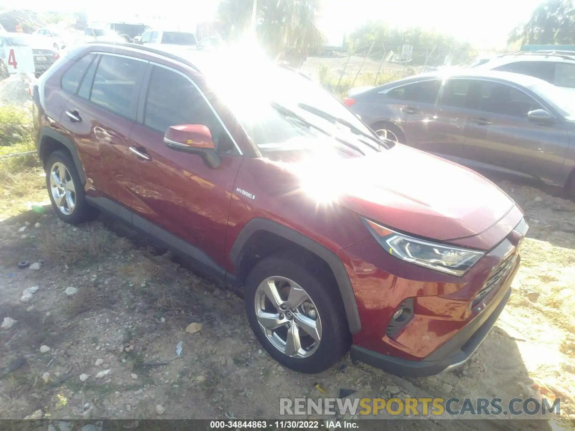 1 Photograph of a damaged car 4T3DWRFV7LU010130 TOYOTA RAV4 2020