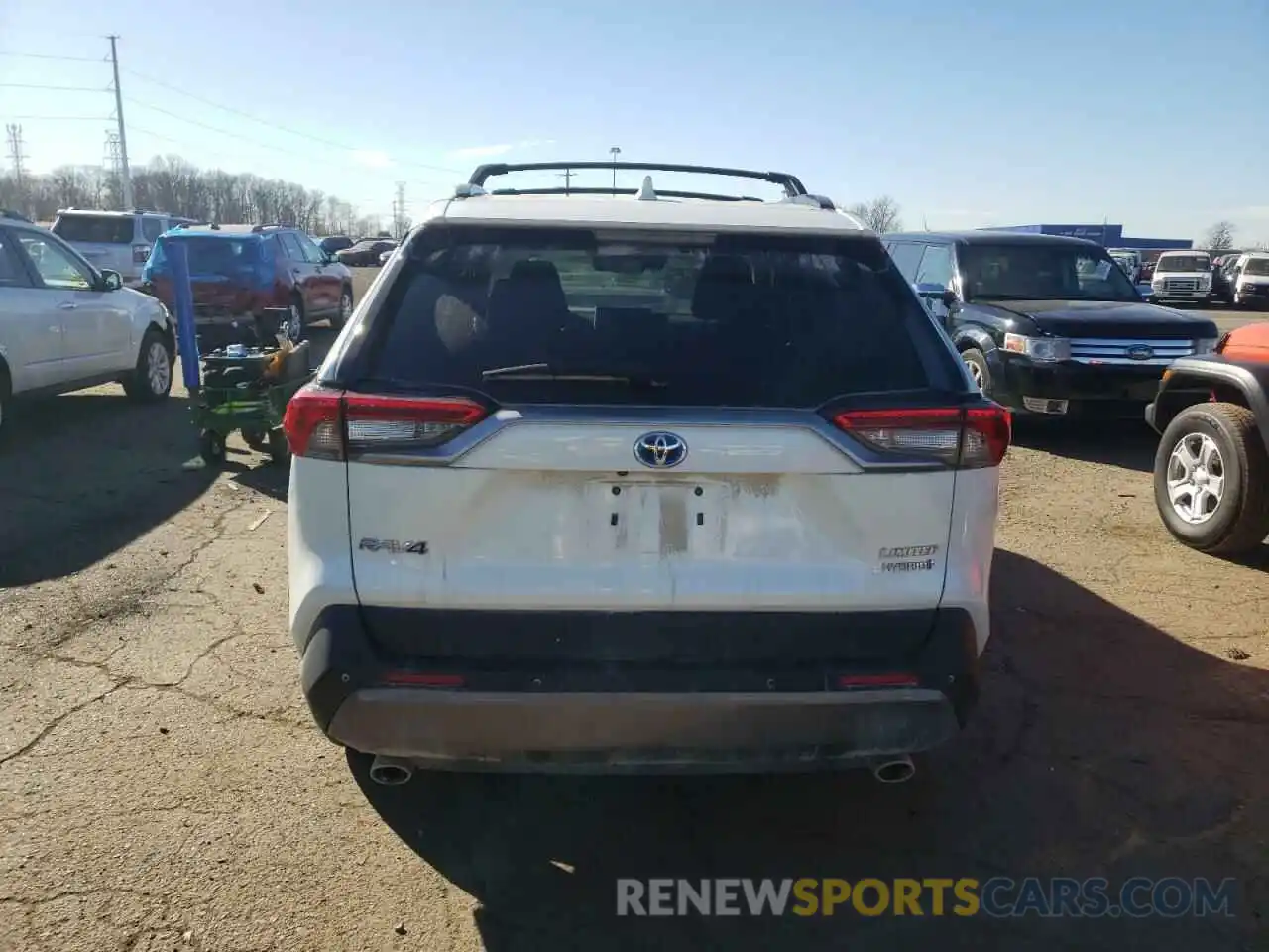 6 Photograph of a damaged car 4T3DWRFVXLU001194 TOYOTA RAV4 2020