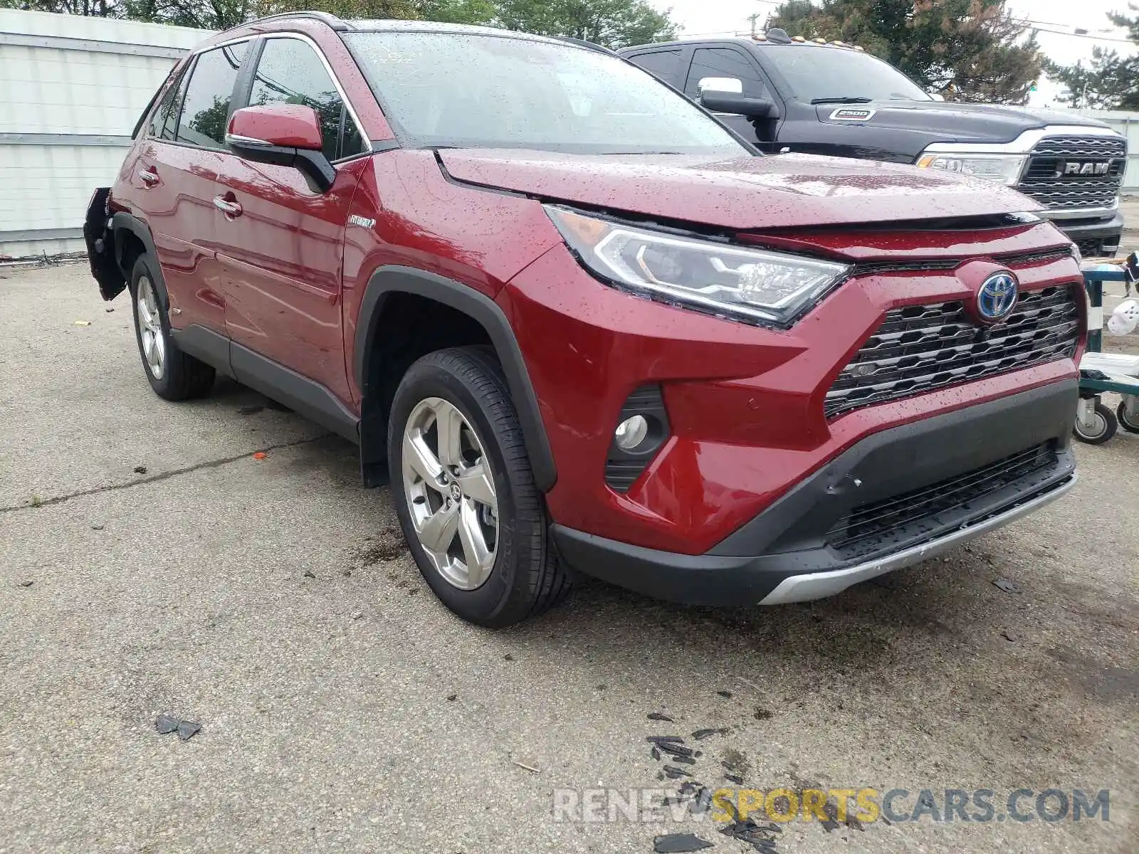 1 Photograph of a damaged car 4T3DWRFVXLU008727 TOYOTA RAV4 2020