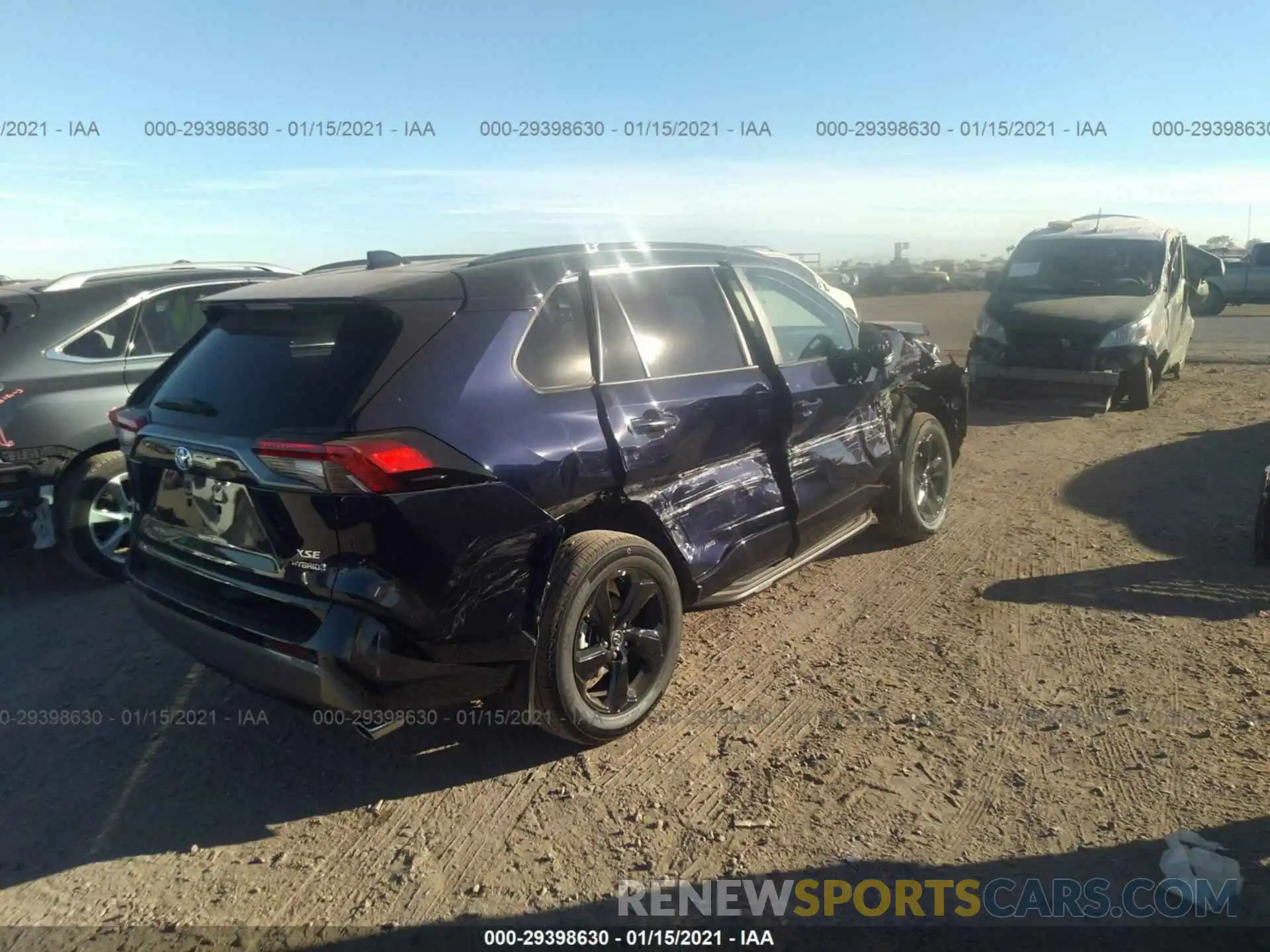 4 Photograph of a damaged car 4T3E6RFV0LU005615 TOYOTA RAV4 2020