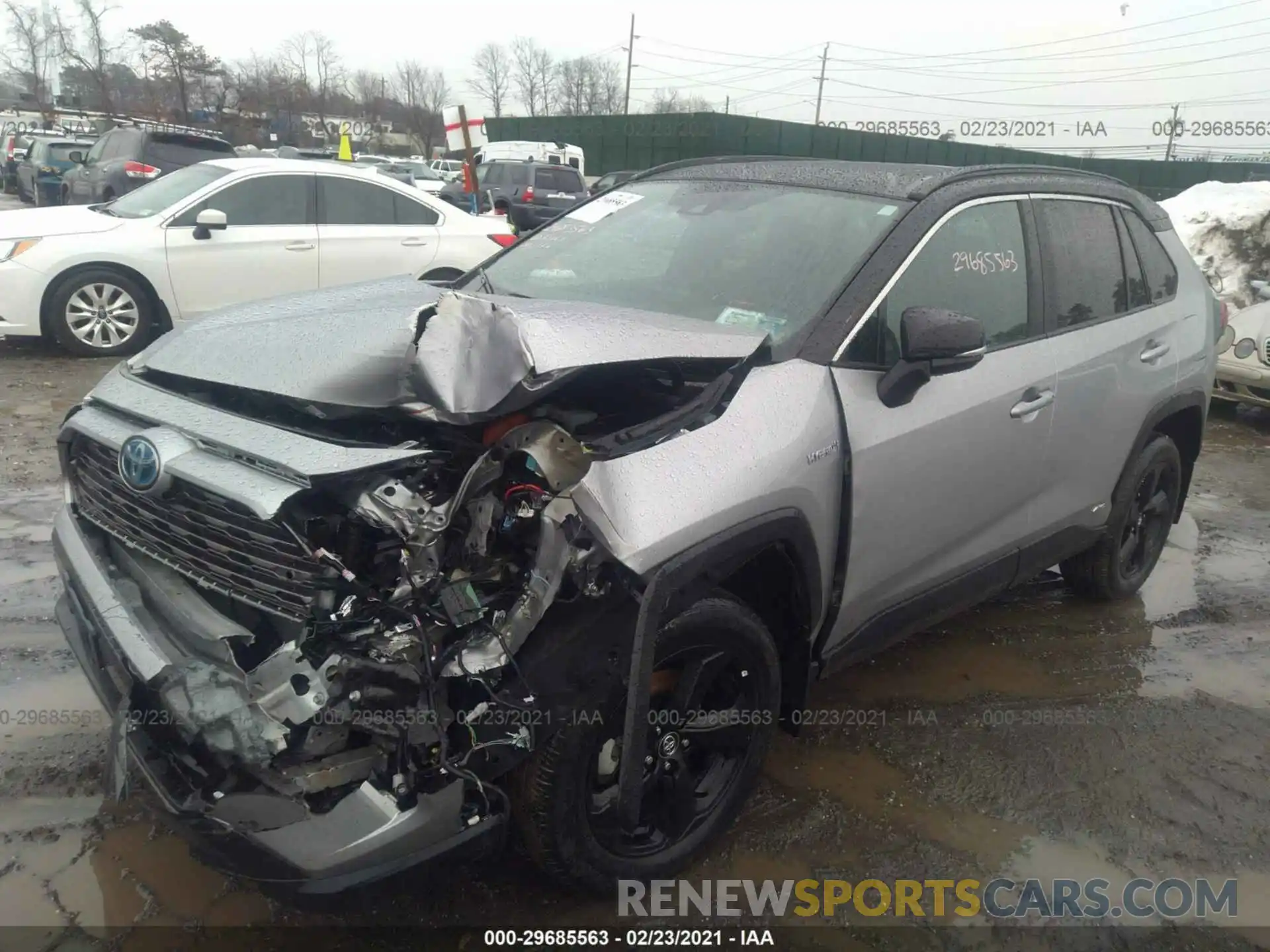 2 Photograph of a damaged car 4T3EWRFV0LU007980 TOYOTA RAV4 2020