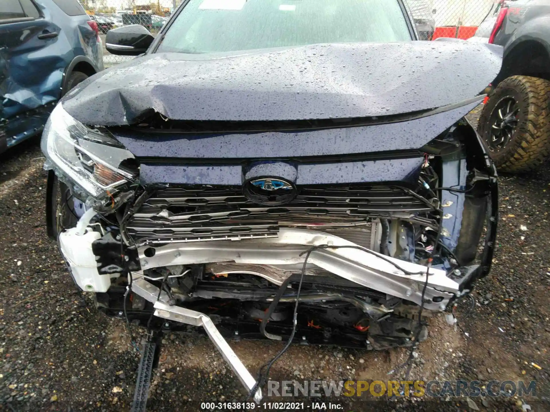 6 Photograph of a damaged car 4T3EWRFV3LU005611 TOYOTA RAV4 2020