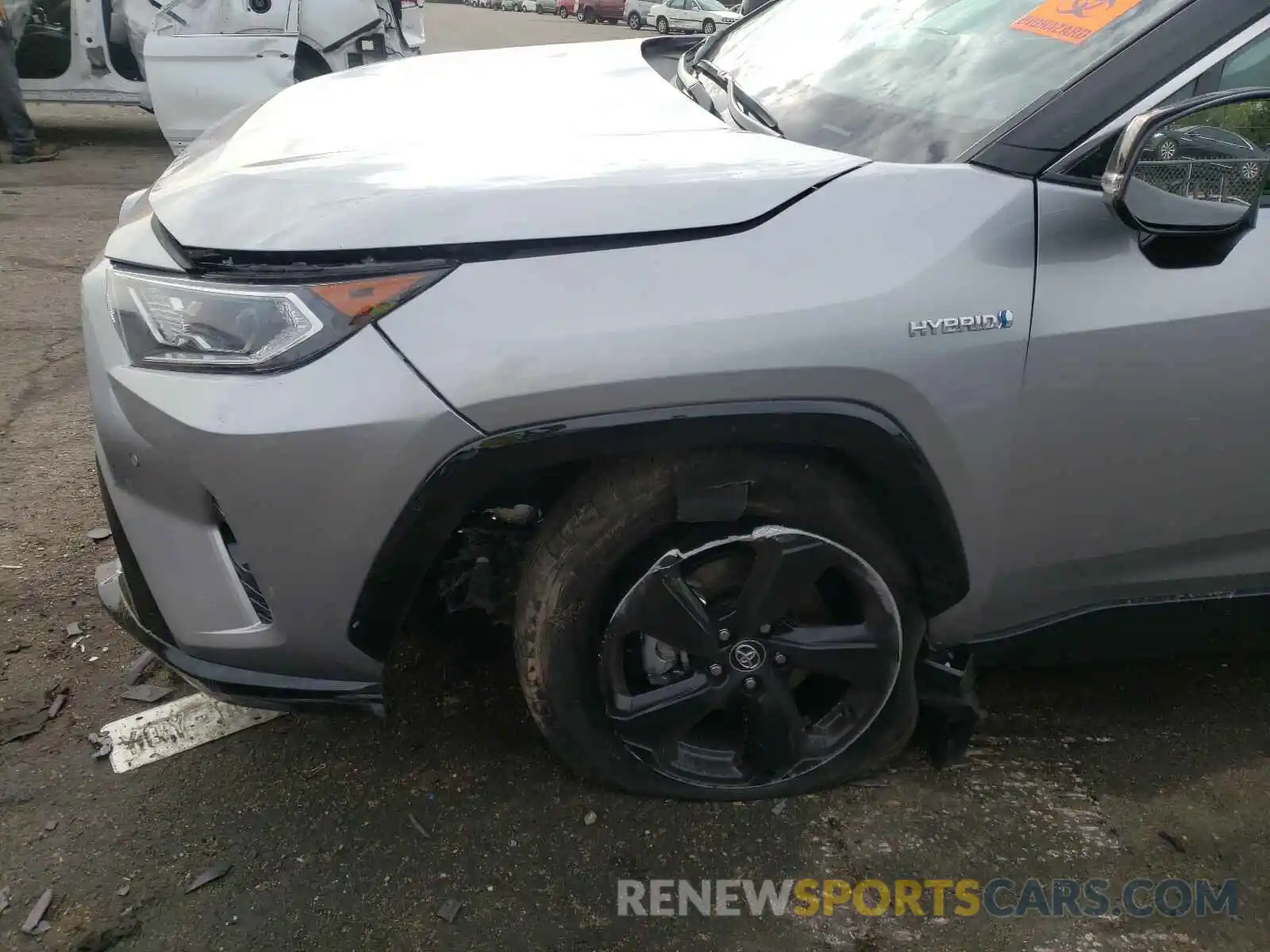 9 Photograph of a damaged car 4T3EWRFV5LU005951 TOYOTA RAV4 2020