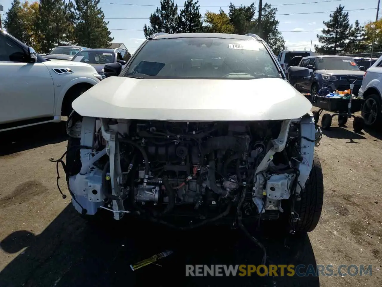 5 Photograph of a damaged car 4T3EWRFV5LU007327 TOYOTA RAV4 2020