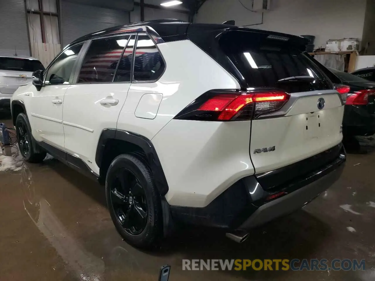 2 Photograph of a damaged car 4T3EWRFV9LU006486 TOYOTA RAV4 2020