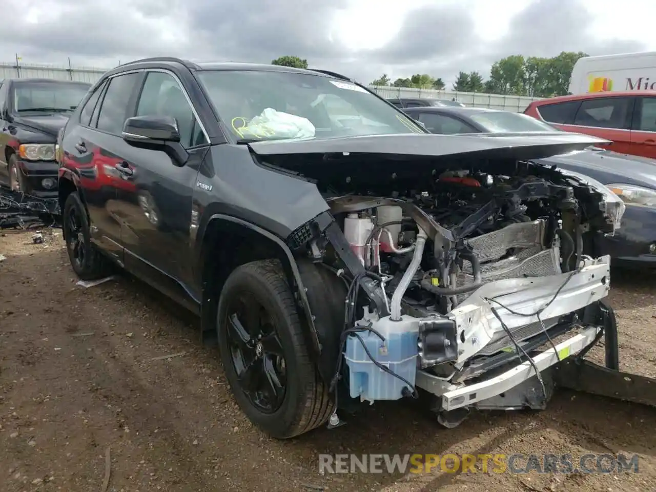 1 Photograph of a damaged car 4T3EWRFV9LU006794 TOYOTA RAV4 2020