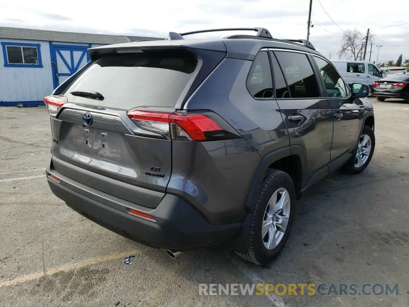 4 Photograph of a damaged car 4T3L6RFV2LU005624 TOYOTA RAV4 2020