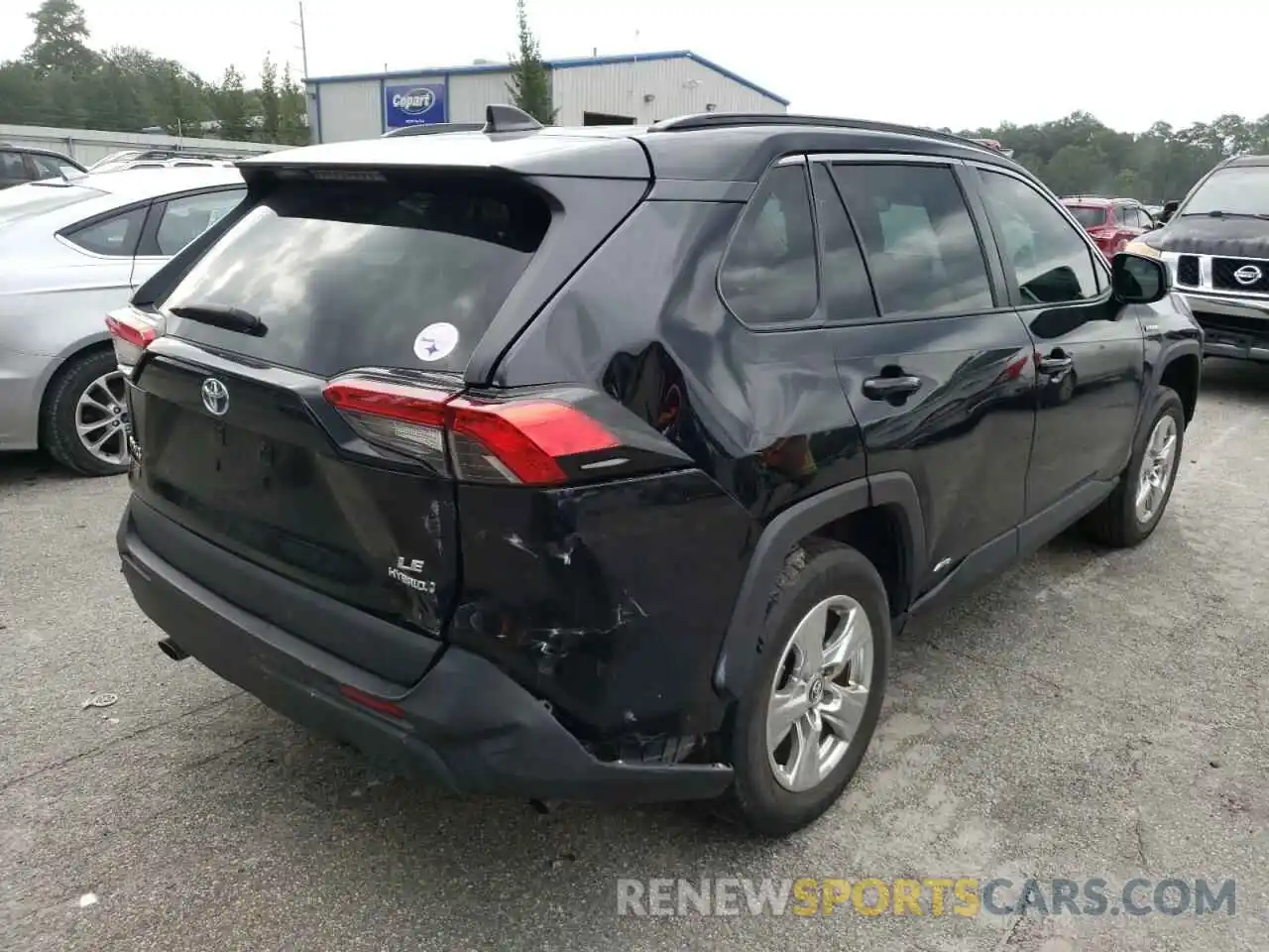 4 Photograph of a damaged car 4T3L6RFV3LU001906 TOYOTA RAV4 2020