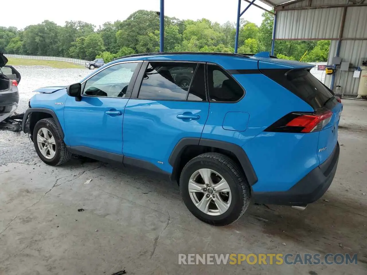 2 Photograph of a damaged car 4T3LWRFV0LU010420 TOYOTA RAV4 2020