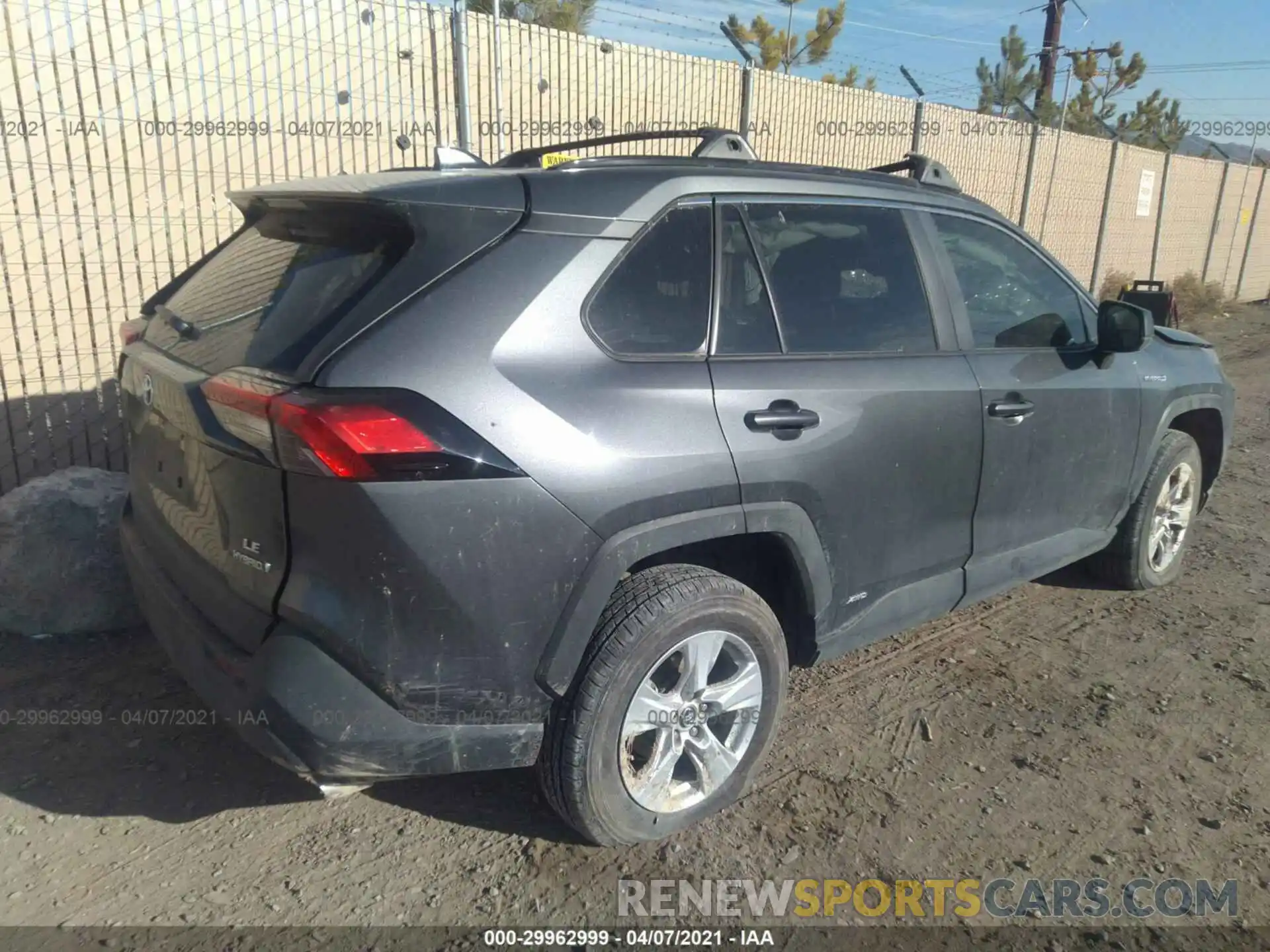 4 Photograph of a damaged car 4T3LWRFV9LU009802 TOYOTA RAV4 2020