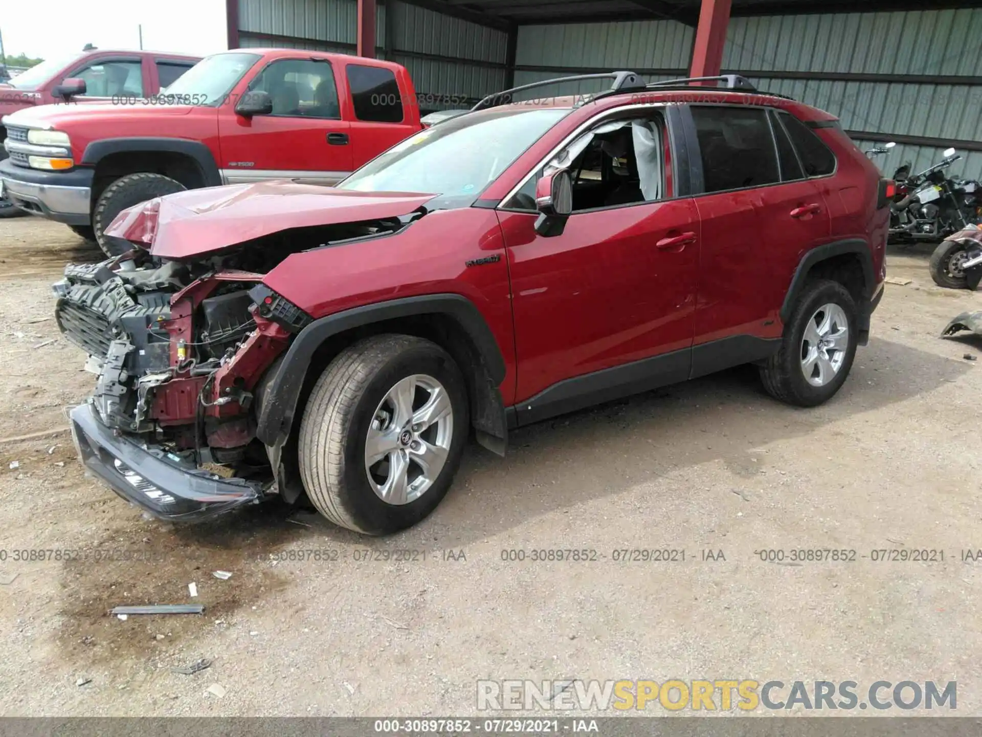 2 Photograph of a damaged car 4T3M6RFVXLU004886 TOYOTA RAV4 2020