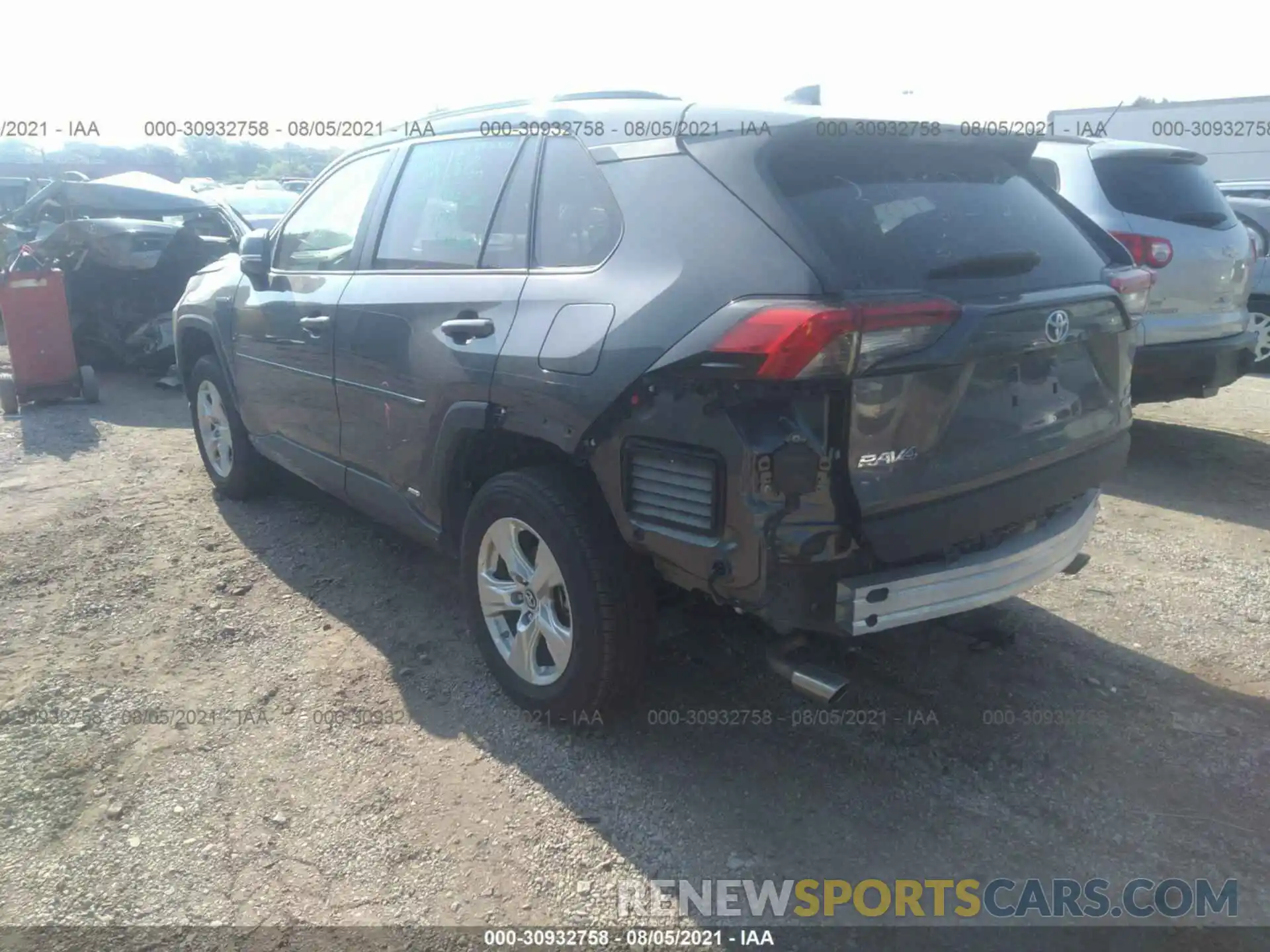 3 Photograph of a damaged car 4T3MWRFV0LU006775 TOYOTA RAV4 2020