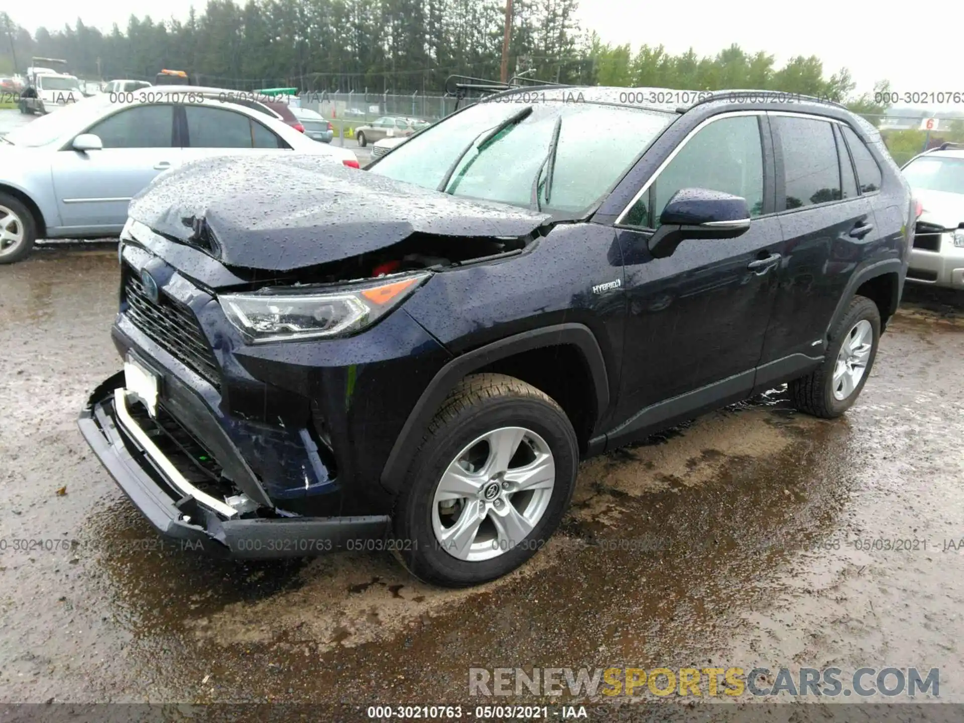 2 Photograph of a damaged car 4T3R6RFV3LU005190 TOYOTA RAV4 2020