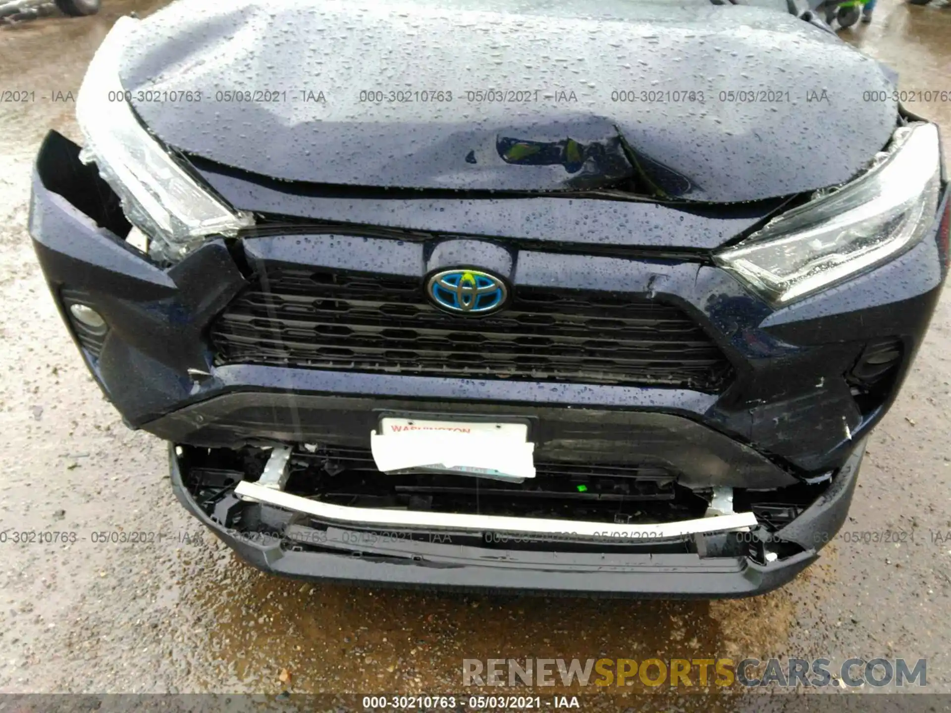 6 Photograph of a damaged car 4T3R6RFV3LU005190 TOYOTA RAV4 2020