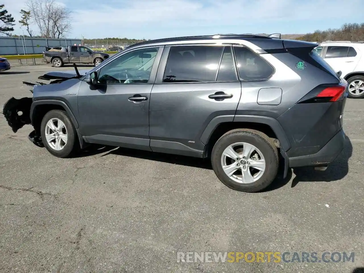 2 Photograph of a damaged car 4T3R6RFV7LU003734 TOYOTA RAV4 2020