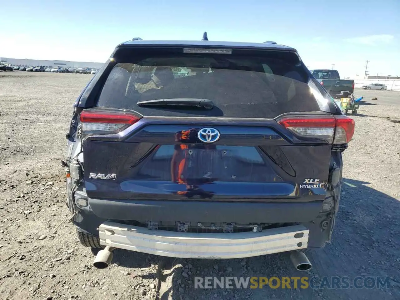 6 Photograph of a damaged car 4T3R6RFVXLU005199 TOYOTA RAV4 2020