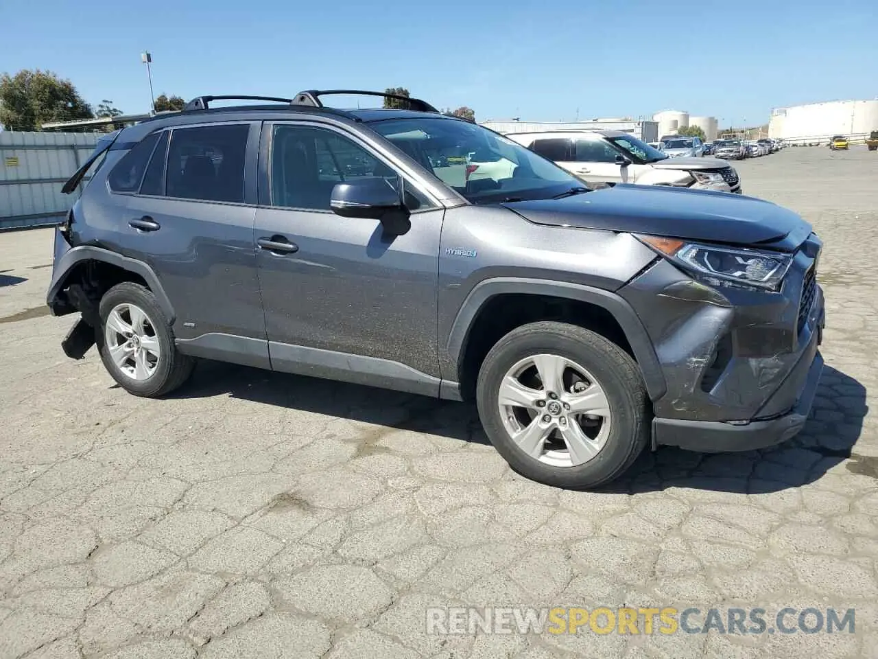 4 Photograph of a damaged car 4T3RWRFV3LU005643 TOYOTA RAV4 2020