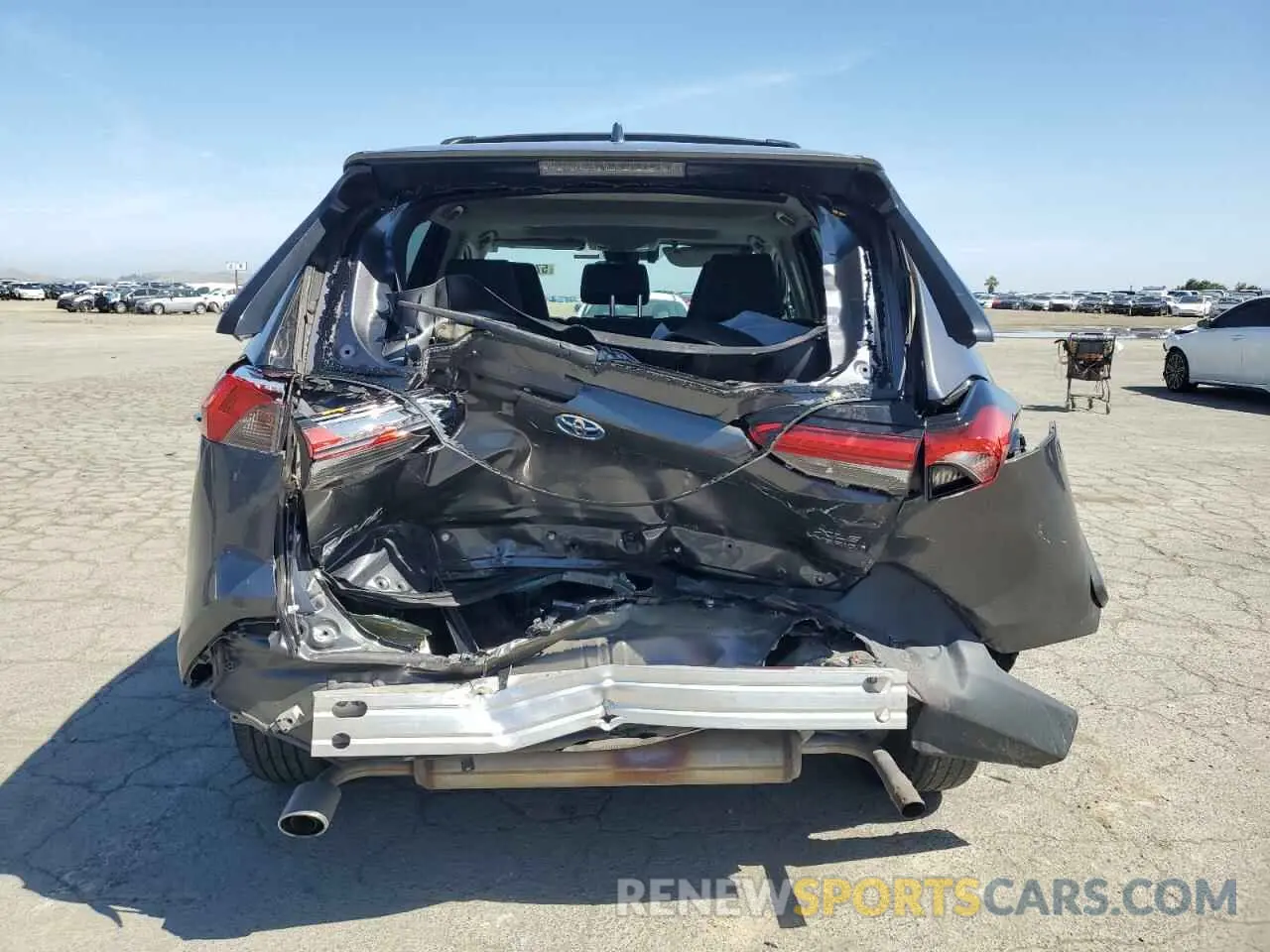 6 Photograph of a damaged car 4T3RWRFV3LU005643 TOYOTA RAV4 2020