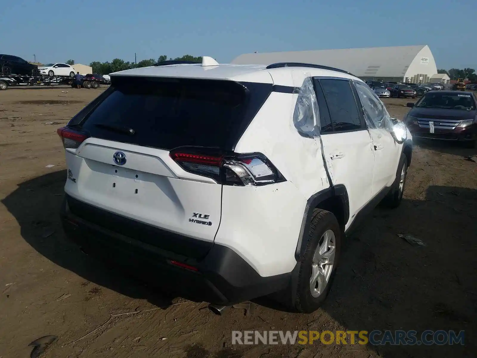 4 Photograph of a damaged car 4T3RWRFV4LU003299 TOYOTA RAV4 2020