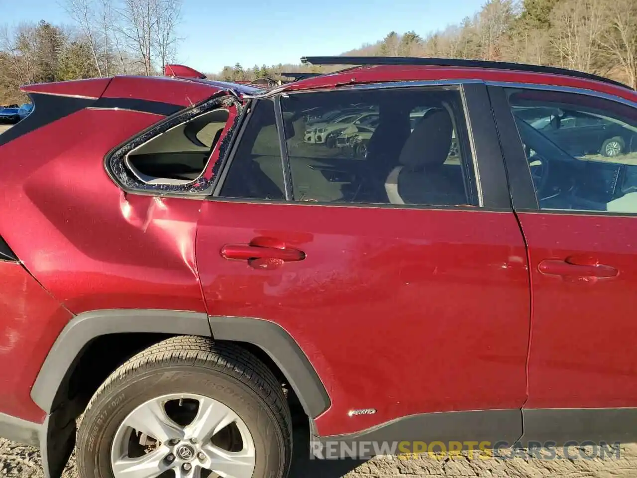 11 Photograph of a damaged car 4T3RWRFV6LU005538 TOYOTA RAV4 2020