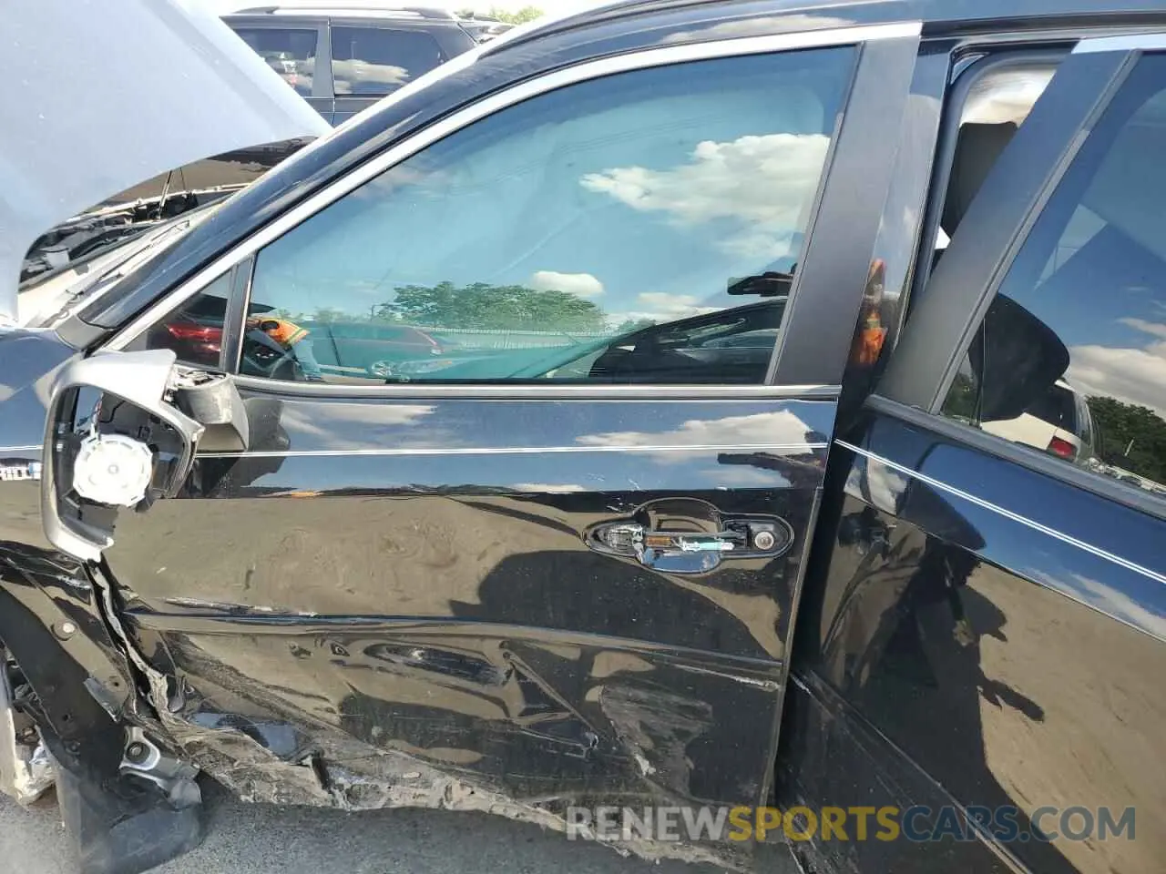 7 Photograph of a damaged car 4T3RWRFV8LU004617 TOYOTA RAV4 2020
