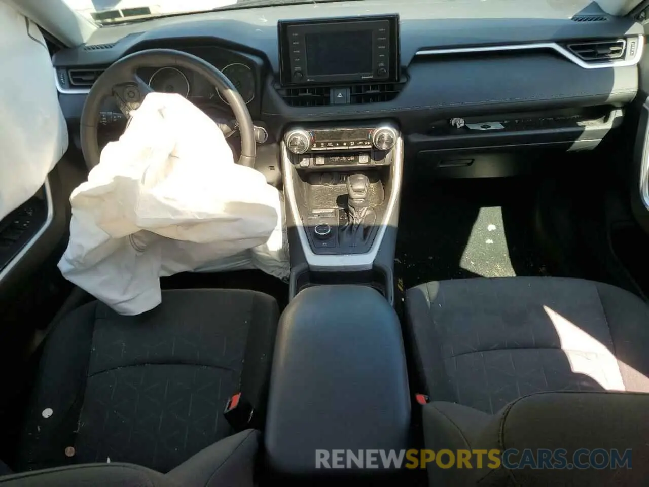8 Photograph of a damaged car 4T3RWRFV8LU004617 TOYOTA RAV4 2020