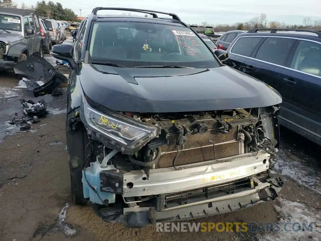 5 Photograph of a damaged car 4T3RWRFV9LU003055 TOYOTA RAV4 2020