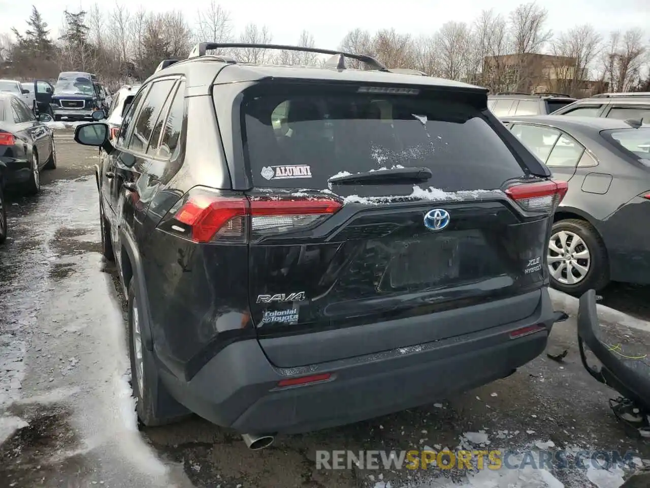 6 Photograph of a damaged car 4T3RWRFV9LU003055 TOYOTA RAV4 2020