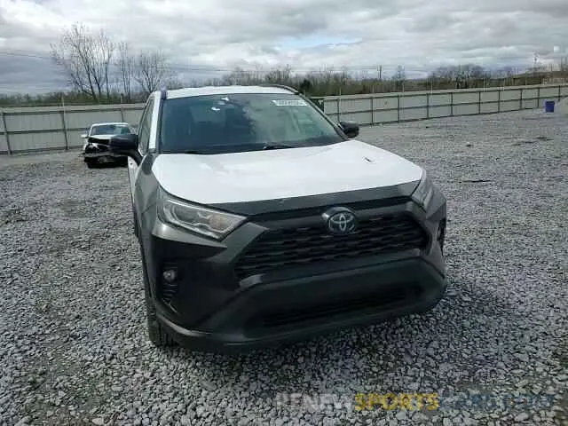 12 Photograph of a damaged car 4T3RWRFVXLU001363 TOYOTA RAV4 2020
