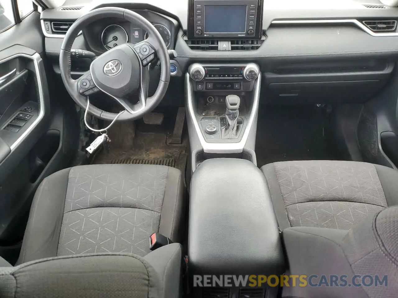8 Photograph of a damaged car 4T3RWRFVXLU001363 TOYOTA RAV4 2020