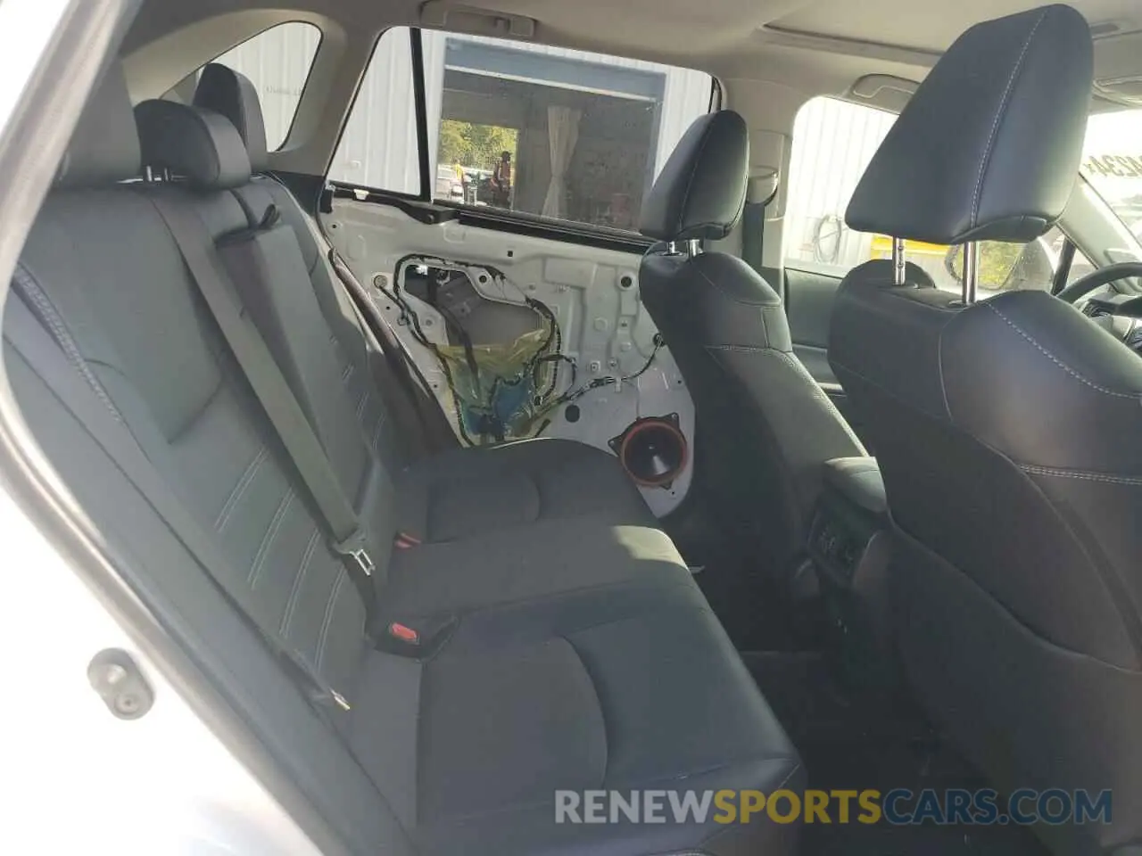 11 Photograph of a damaged car JTMA1RFV1LD060469 TOYOTA RAV4 2020