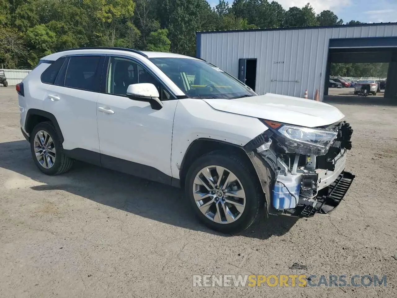 4 Photograph of a damaged car JTMA1RFV1LD060469 TOYOTA RAV4 2020
