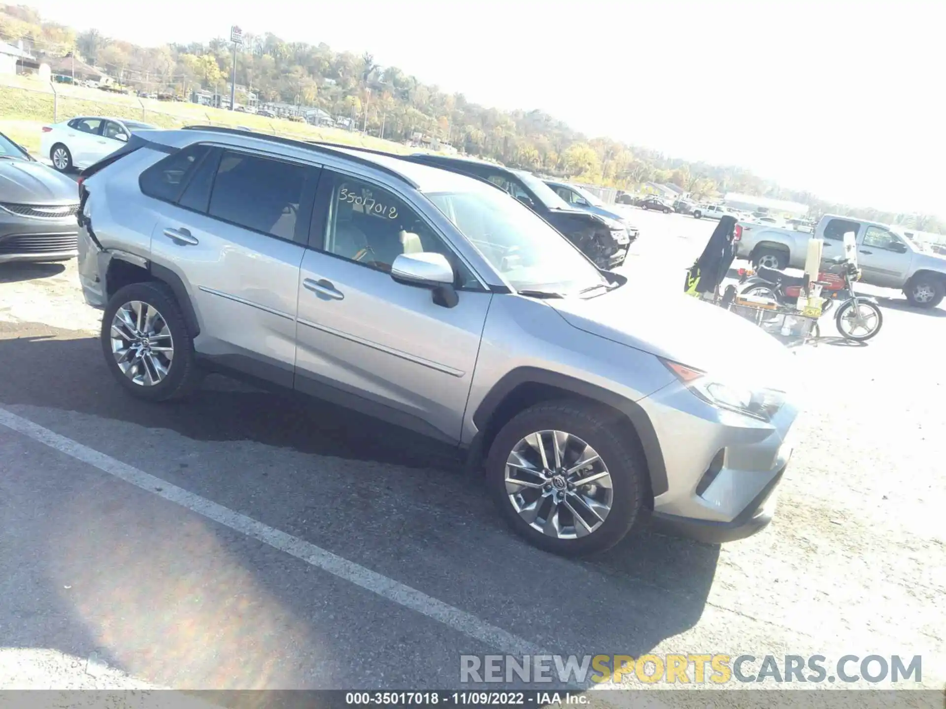 1 Photograph of a damaged car JTMA1RFV2LD057547 TOYOTA RAV4 2020