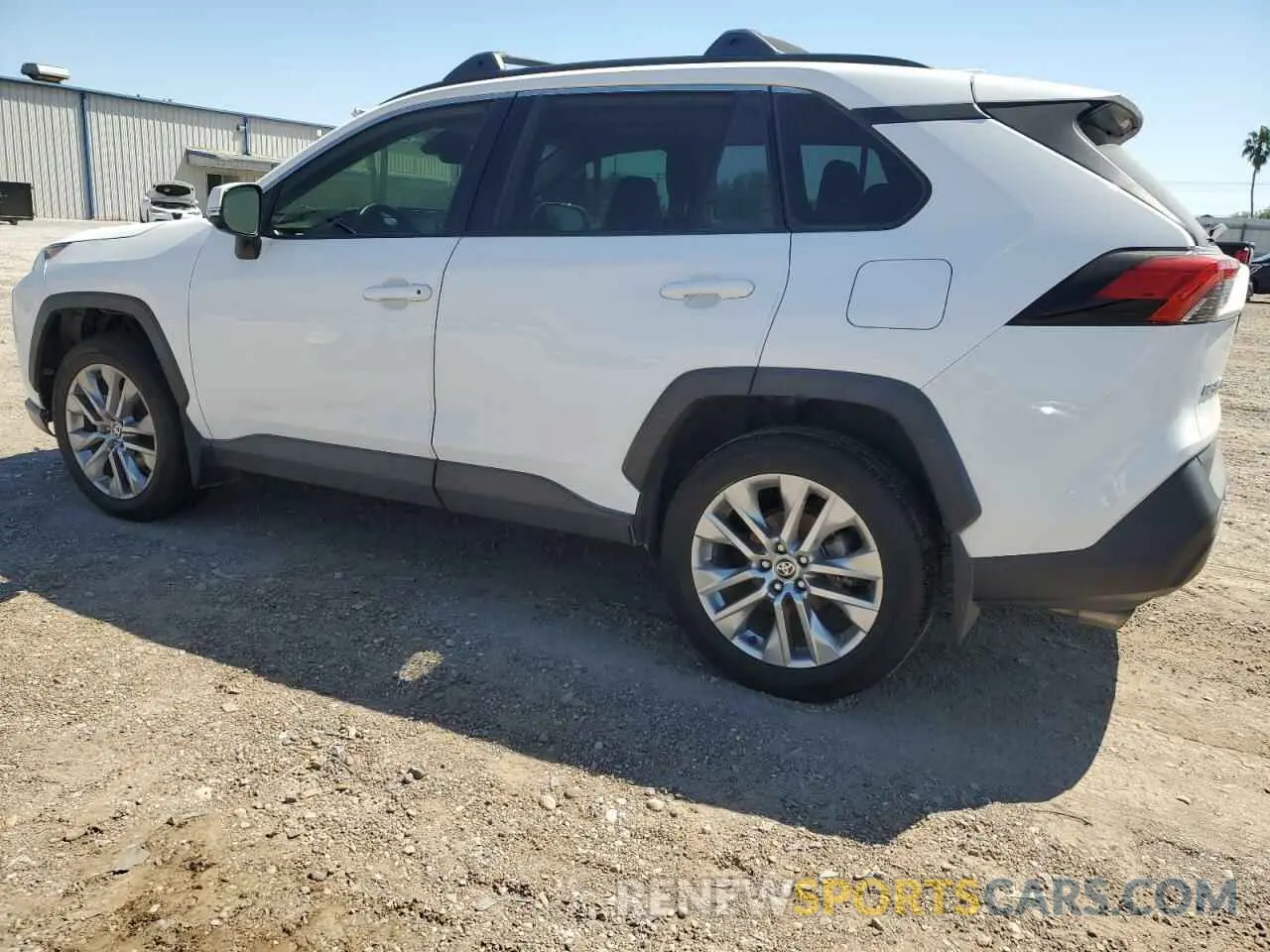 2 Photograph of a damaged car JTMA1RFV2LD064711 TOYOTA RAV4 2020