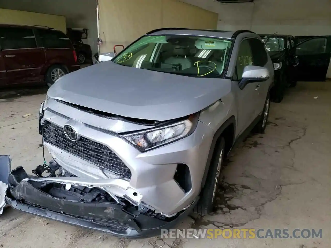 2 Photograph of a damaged car JTMA1RFV2LJ037610 TOYOTA RAV4 2020