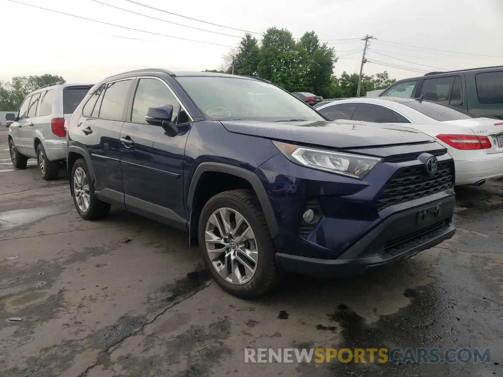 1 Photograph of a damaged car JTMA1RFV3LD051241 TOYOTA RAV4 2020