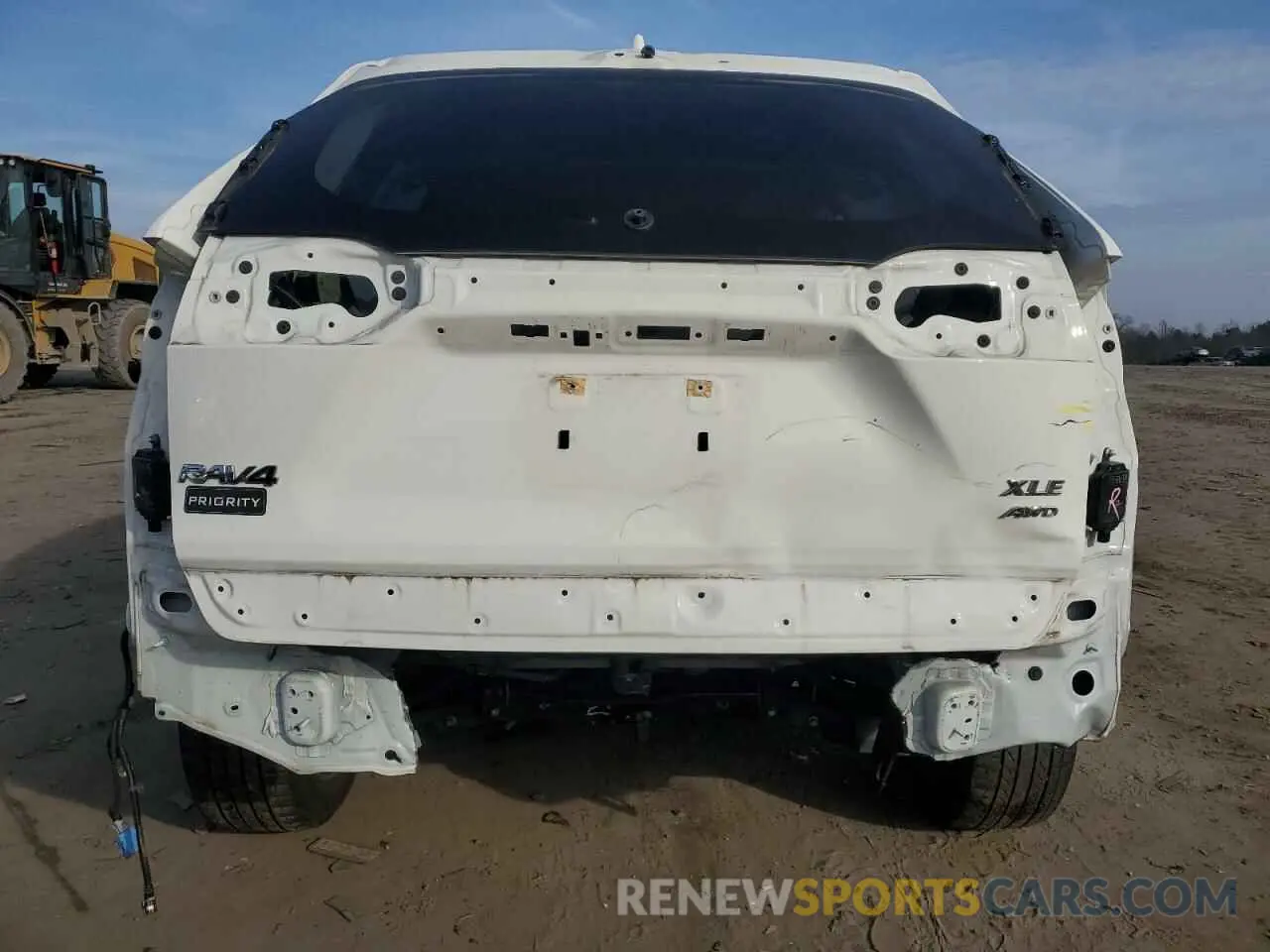 6 Photograph of a damaged car JTMA1RFV3LD066726 TOYOTA RAV4 2020